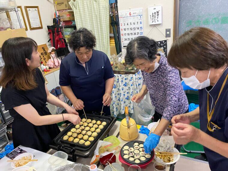 育児休暇に入るスタッフに向けたパーティー